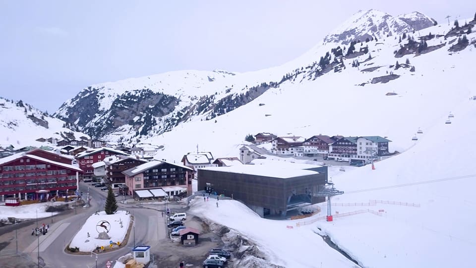 Heliski in Zurs. best off-pistes in Arlberg ski area.