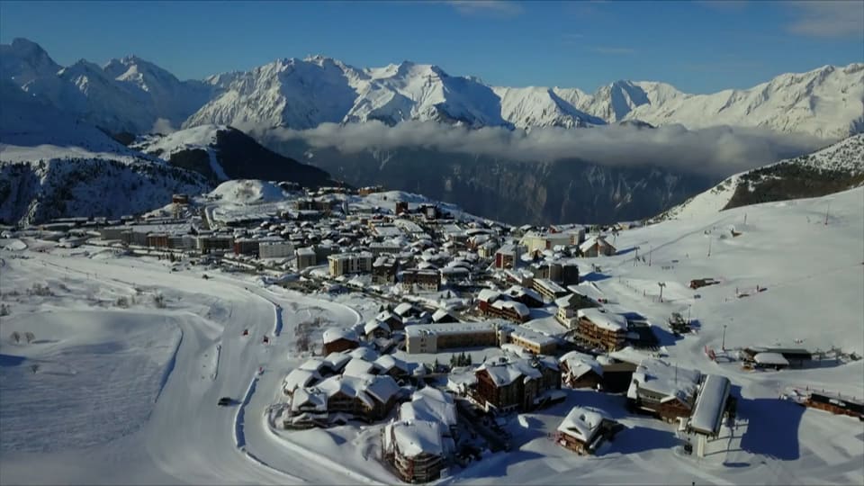 Alpe D'Huez - Ski Resorts Video