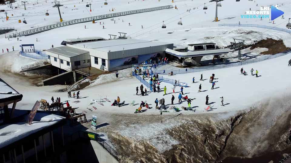 Tonale-Presena ski school meeting point near Valena chairlift