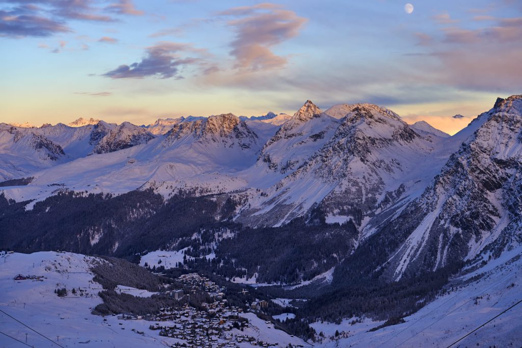 Inner Arosa and Arosa fro Hoernli express gondola